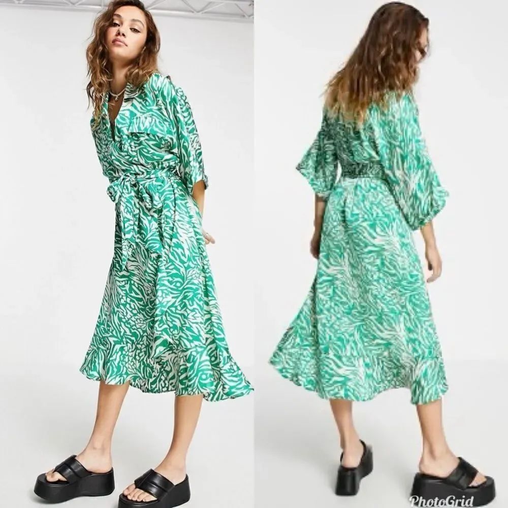 Topshop Green and White Satin Wrap Zebra Animal Print Midi Shirt Dress (No Belt)